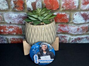 Graduate Button 3x3